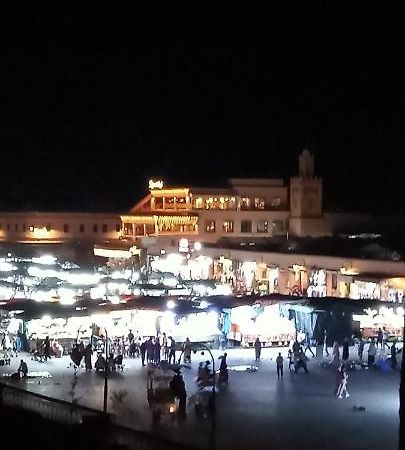 Hotel Des Amis Marrakesh Bagian luar foto