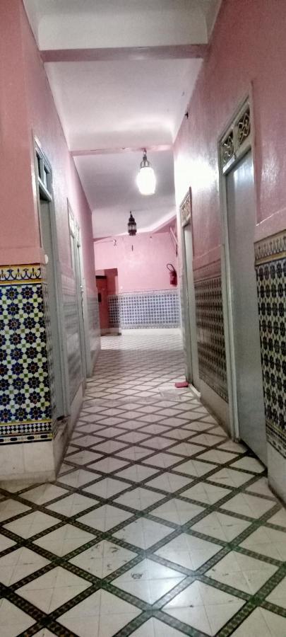 Hotel Des Amis Marrakesh Bagian luar foto